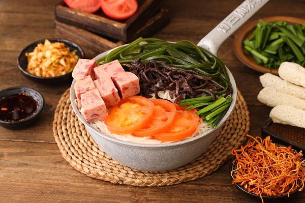 在线配资平台注册 全椒县开米线店经营的费用是多少钱？