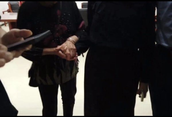 网上股票配资杠杆 母亲节前夕，她和母亲在合肥温暖团聚_大皖新闻 | 安徽网